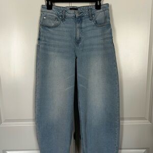 Quince Light Wash Bella Stretch Barrel Women's Jeans